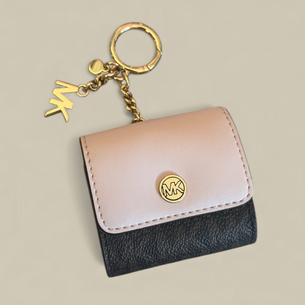 NEW WITH TAGS Michael Kors Black and Pink Key Holder